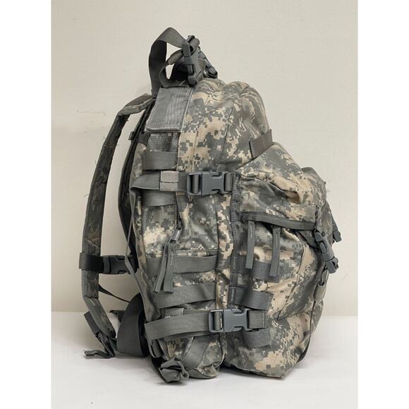 ACU MOLLE II ASSAULT PACK W/STIFFENER BACKPACK #G31g - Picture 3 of 4